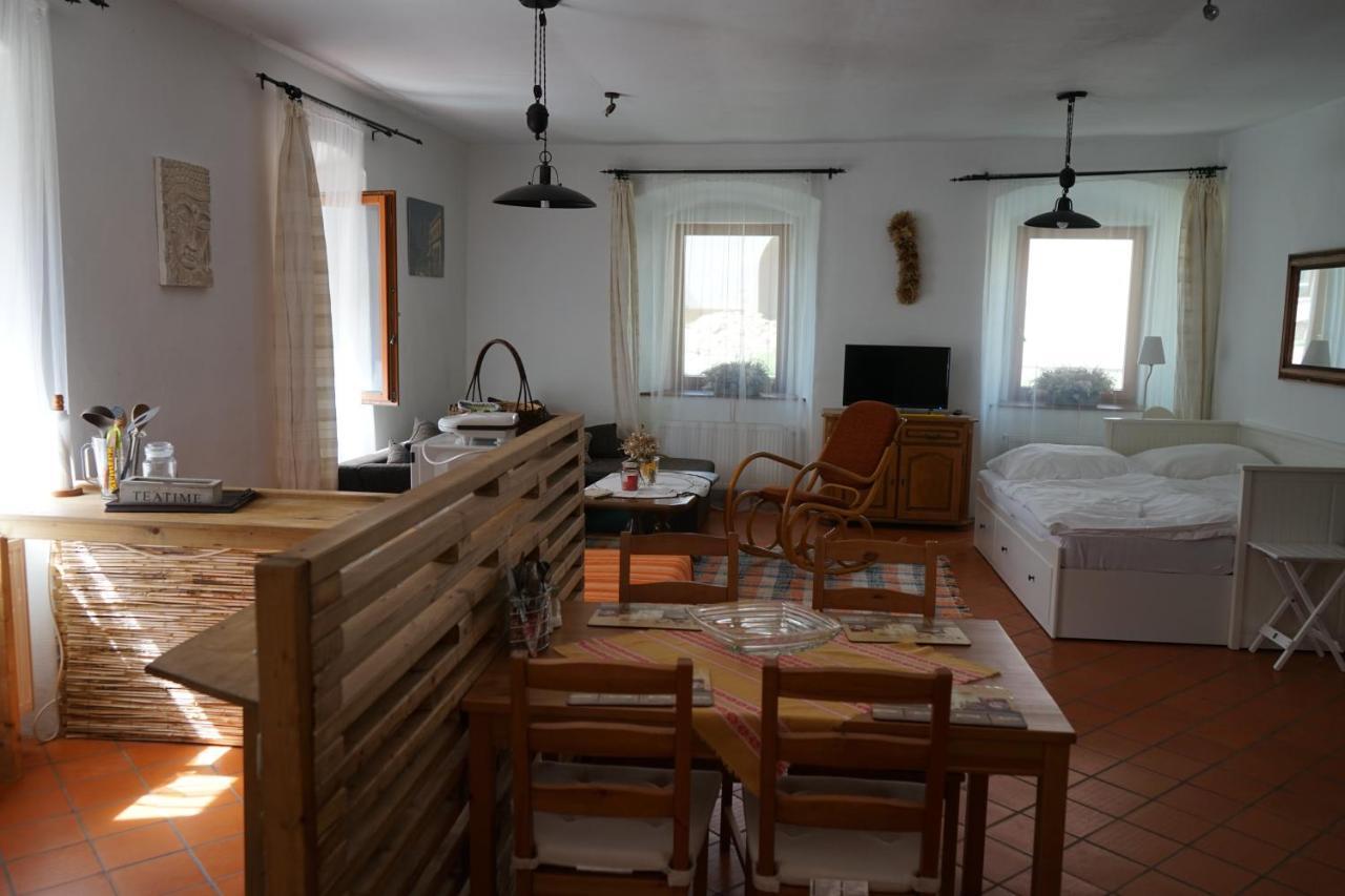 Apartmany Statek Cimer Ngoại thất bức ảnh